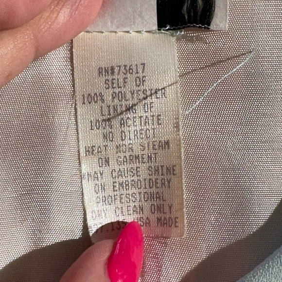 Karen Miller New York 2 Piece Baby Blue Suit Size 17/18 (needs to be cleaned) - Picture 16 of 16